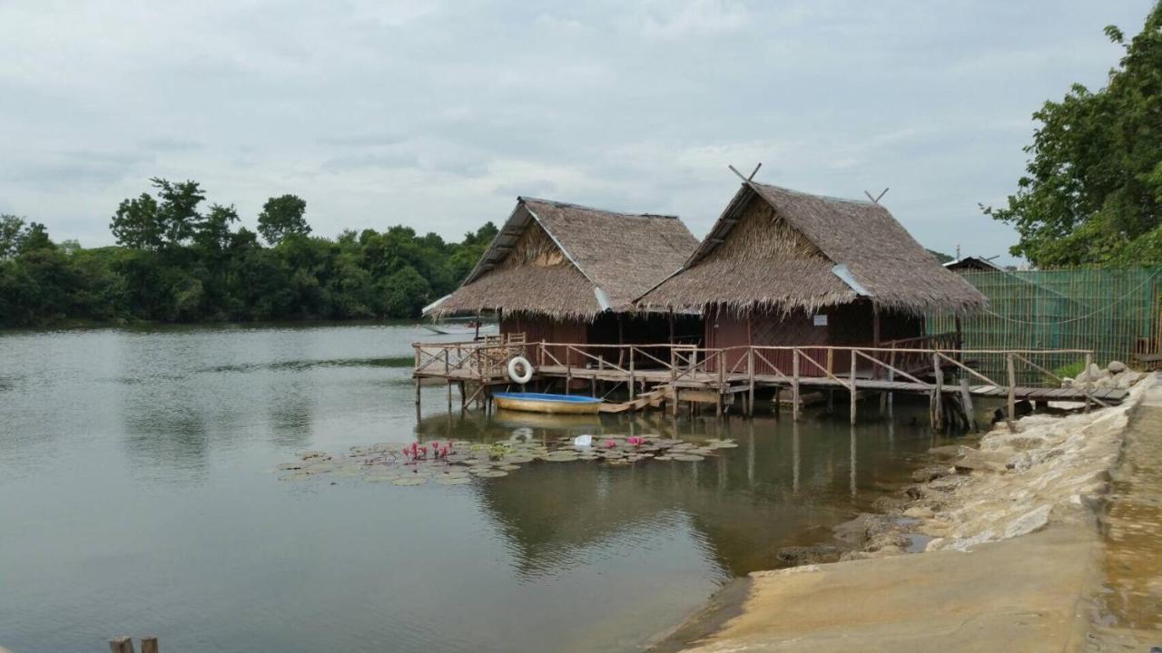 Bamboo House Resort Kanchanaburi Exterior photo